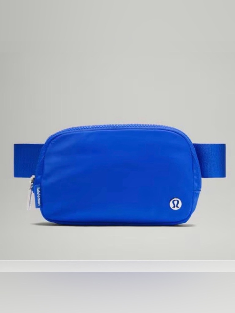 Lululemon Everywhere Belt Bag 1L- Cerulean Blue